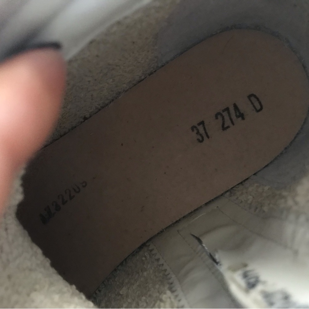 🏇Golden Goose Distressed Light Blue & Silver Hi-Top Sneakers - Picture 6 of 13